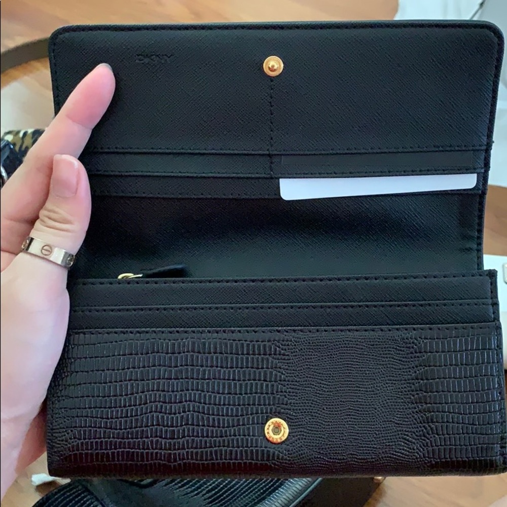 Wallet - Picture 2 of 2